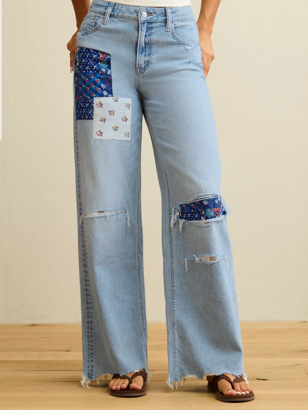 AE Dreamy Drape Super High-Waisted Baggy Wide-Leg Jean, Size 2 Short, patchwork